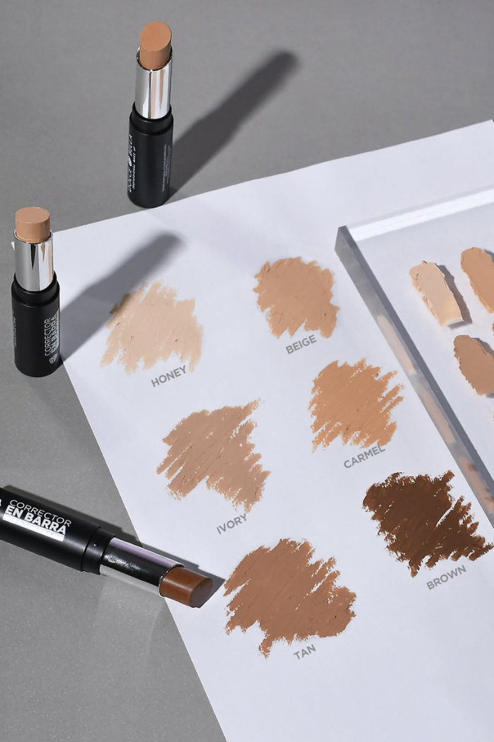 Corrector De Ojeras En Barra - Dolce Bella